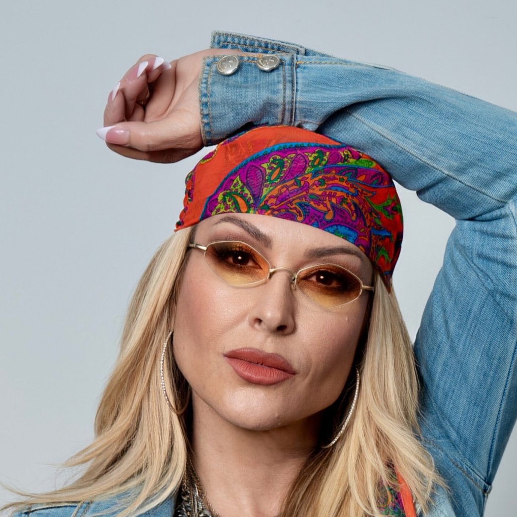 Anastacia 3